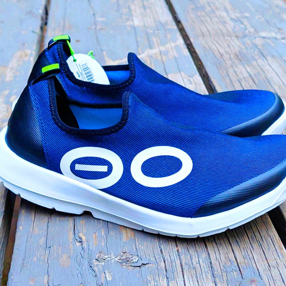 NWT OOFOS OOMG Sport Men's Recovery Shoes Navy Blue Size 11 Active Slip On